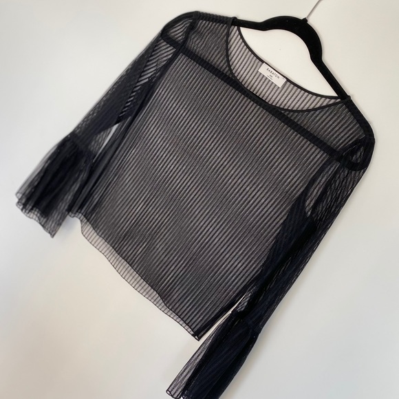 Aritzia blouse - Picture 3 of 3